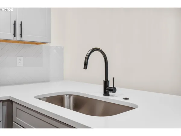 a close view of sink and tap