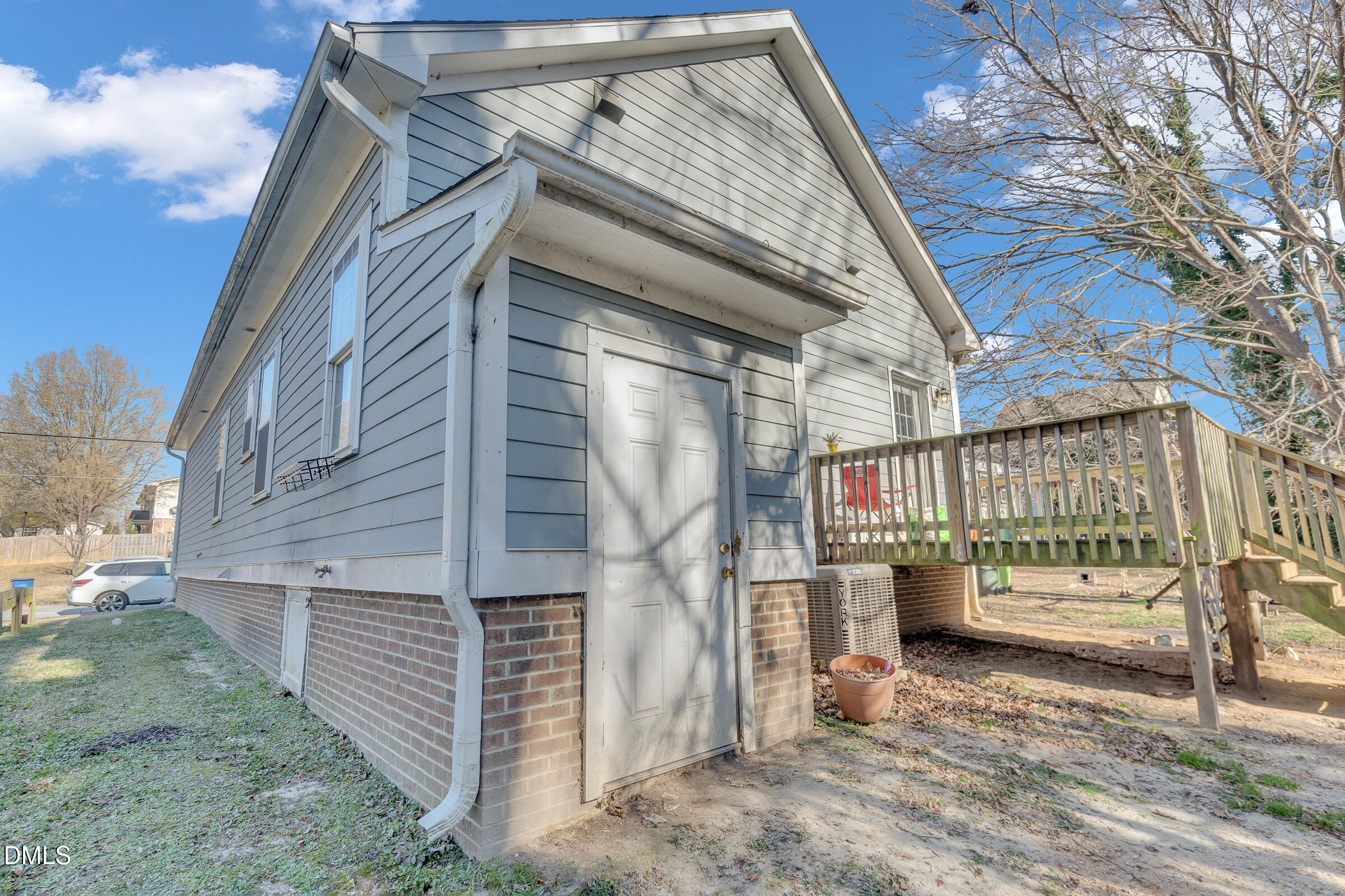904 East Jones Street Raleigh, NC 27601 - Photo 19 of 21 a view of outdoor space and deck