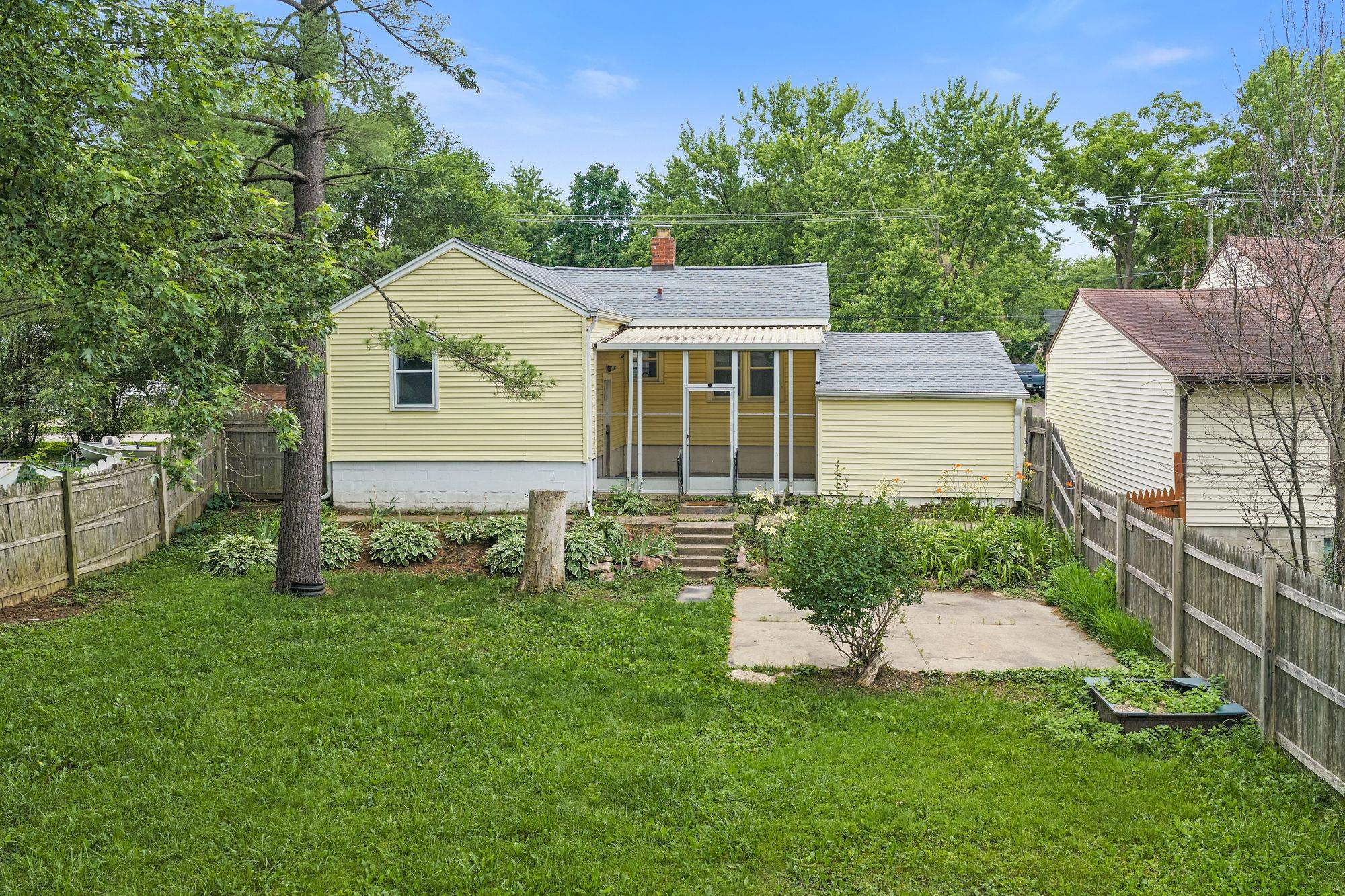 226 North Oak Street Reedsburg, WI 53959 - Photo 4 of 41