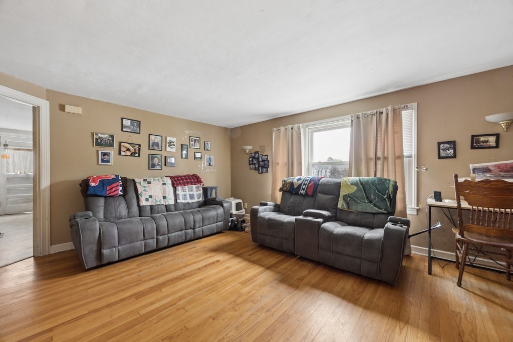 109 Hamilton Street Worcester, MA 01604 - Photo 20 of 31