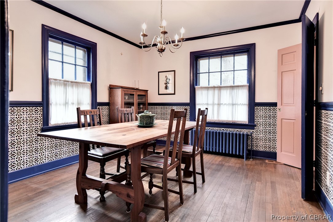 301 Indian Springs Road Williamsburg, VA 23185 - Photo 8 of 25 The spacious dining room features striking Spanish tile wainscoting.