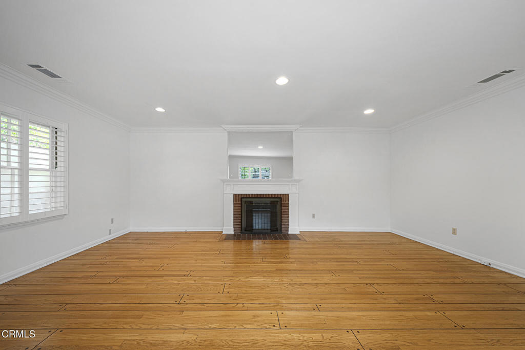 2490 Lorain Road San Marino, CA 91108 - Photo 6 of 52 Living Room