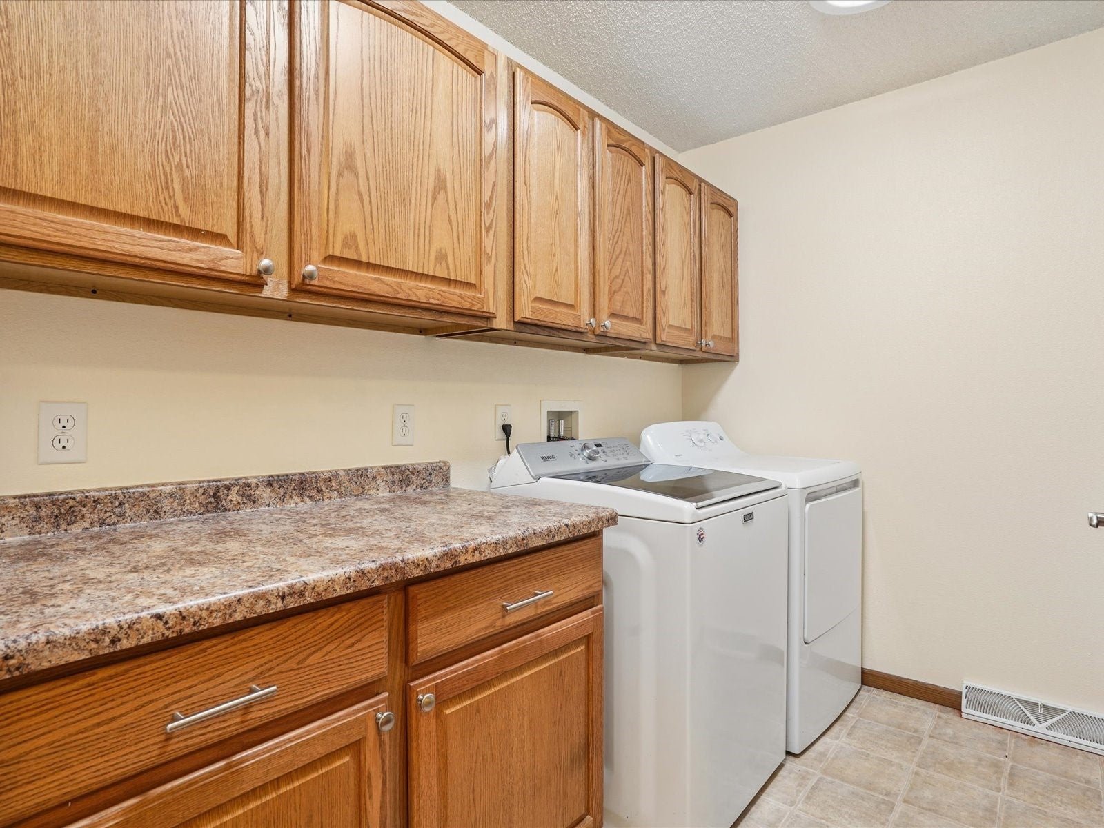 3301 Lewis Bottoms Road Palo, IA 52324 - Photo 23 of 49 Gallery Image 23