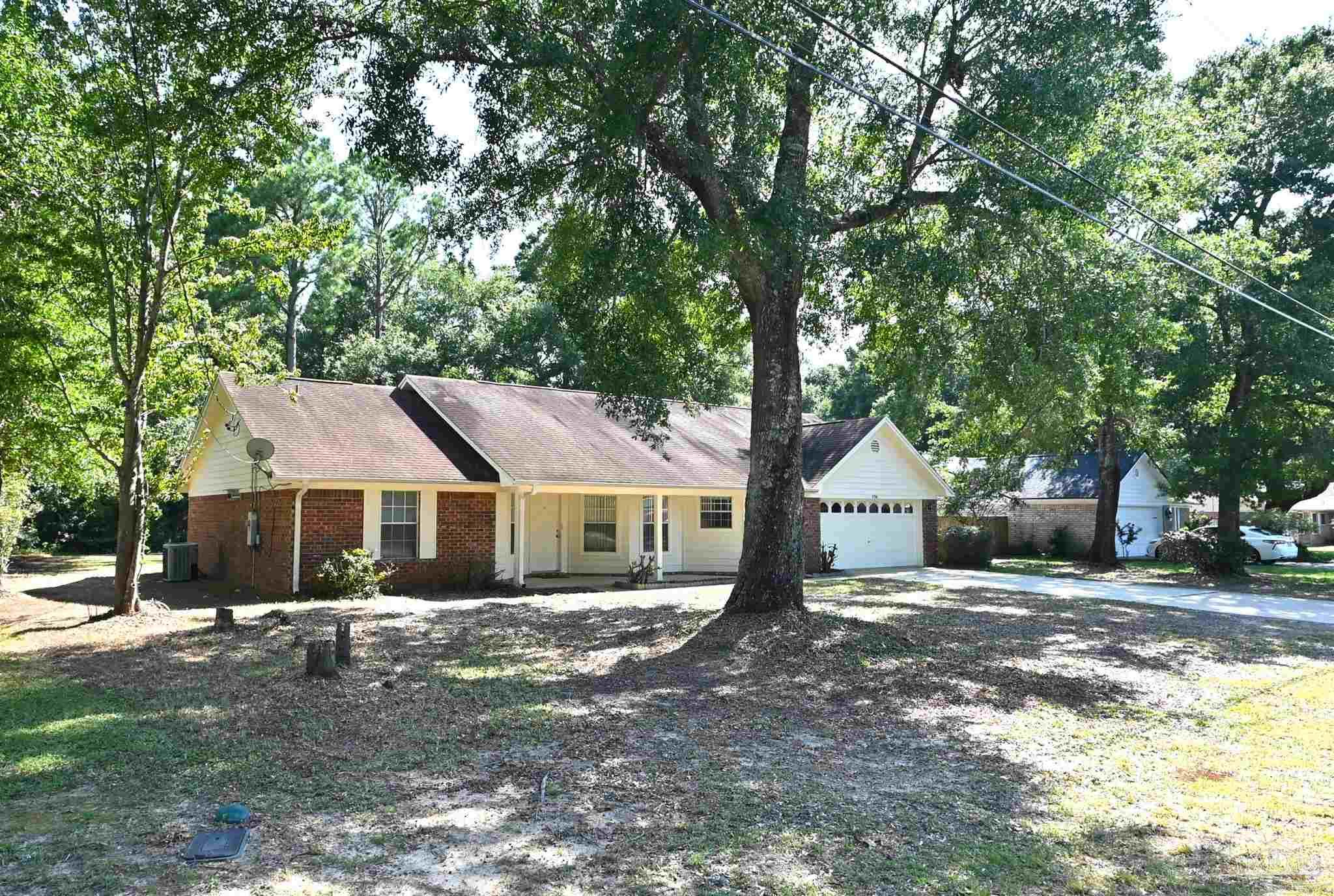 5761 Ibis Road Milton, FL 32583 - Photo 2 of 28
