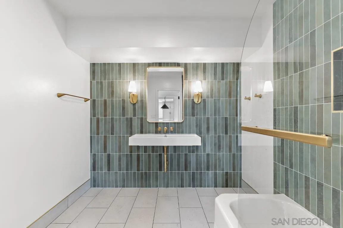 1097 Camino Alisos Fallbrook, CA 92028 - Photo 19 of 67