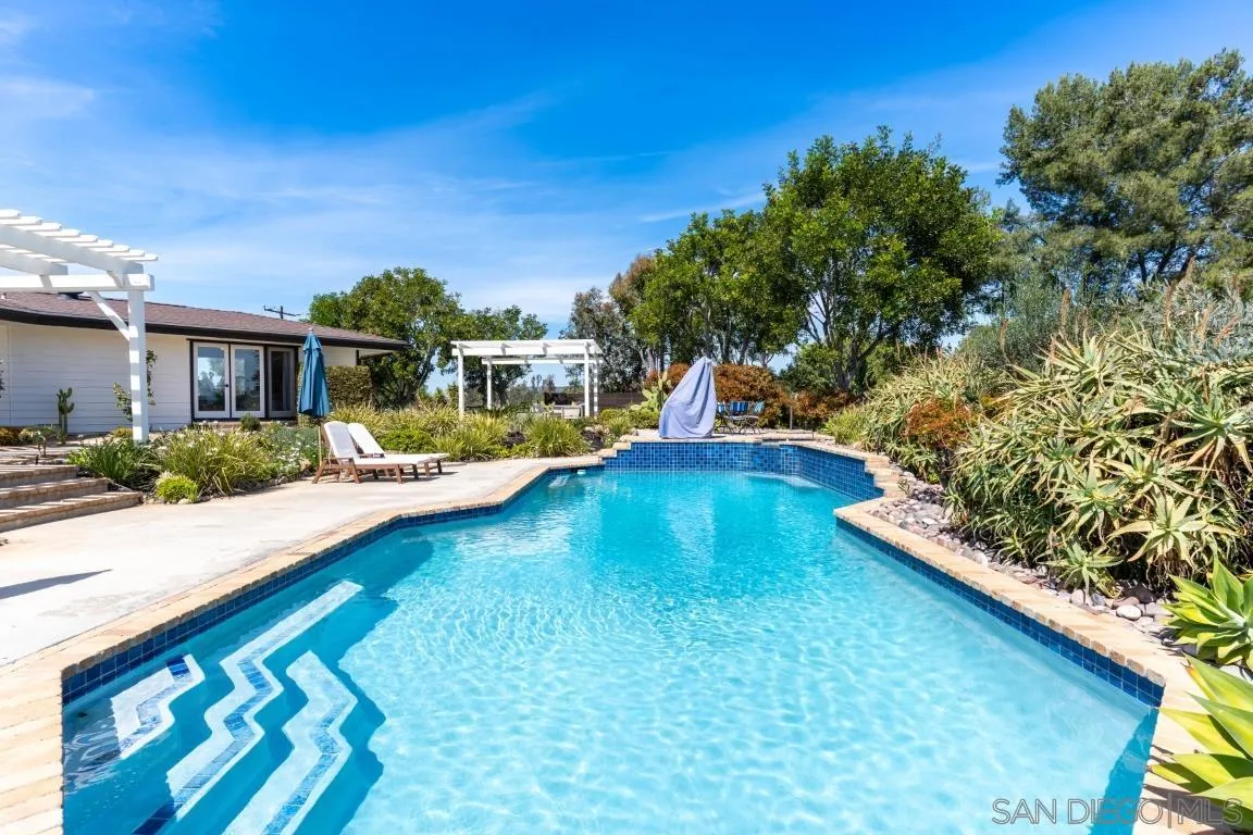 1097 Camino Alisos Fallbrook, CA 92028 - Photo 43 of 67