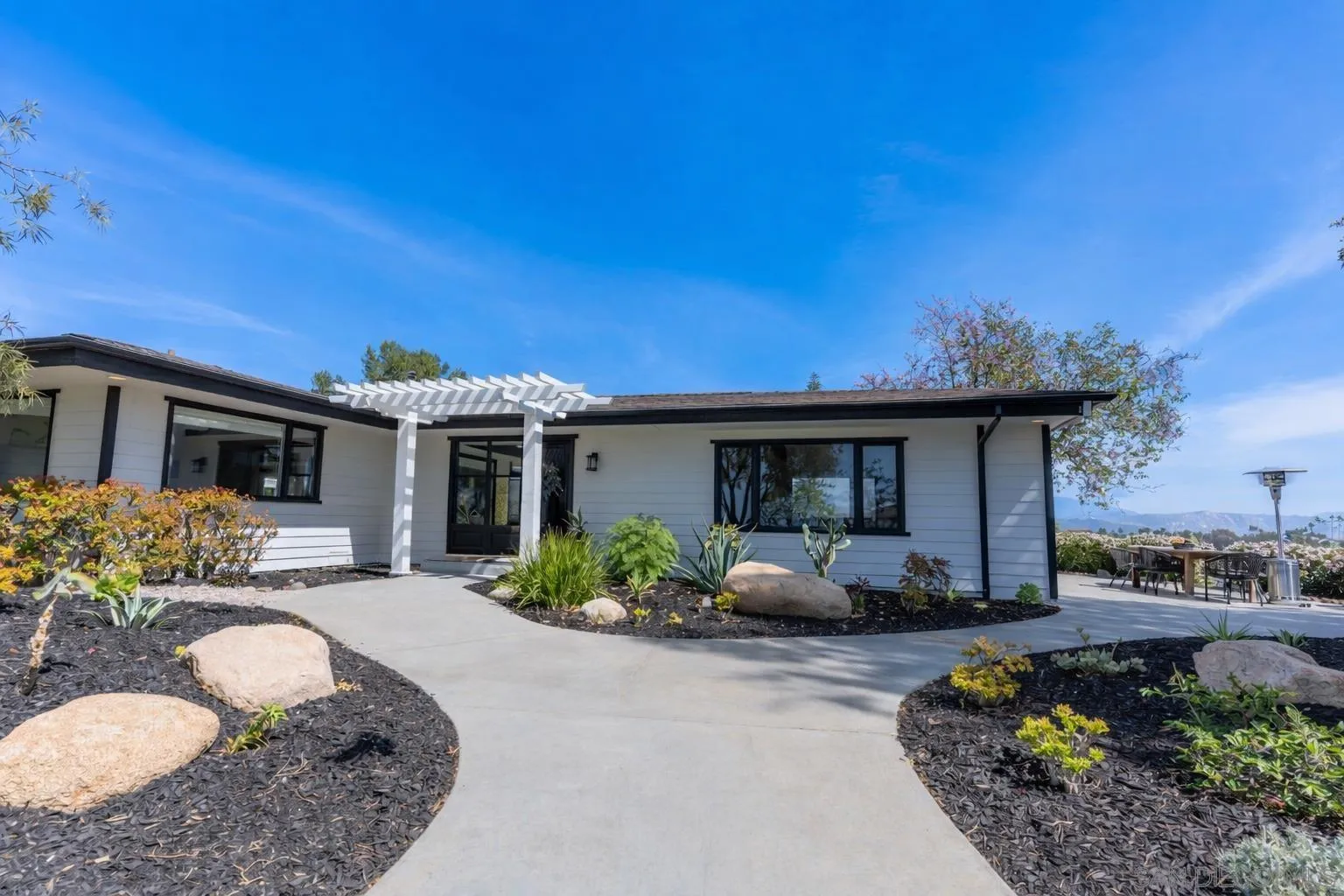 1097 Camino Alisos Fallbrook, CA 92028 - Photo 53 of 67