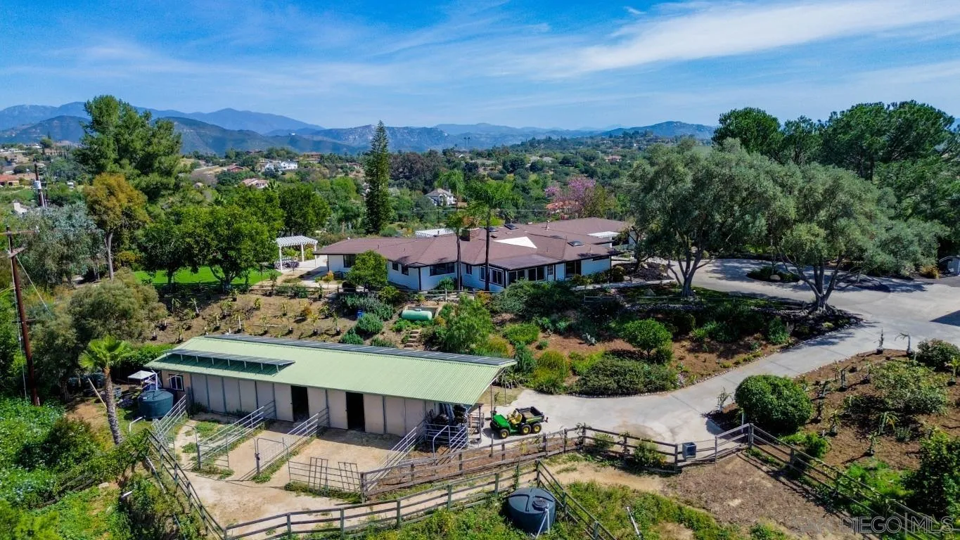 1097 Camino Alisos Fallbrook, CA 92028 - Photo 59 of 67