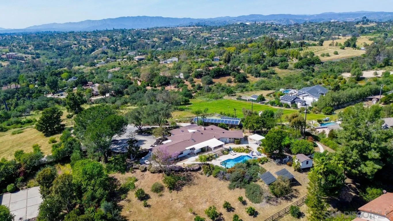 1097 Camino Alisos Fallbrook, CA 92028 - Photo 64 of 67