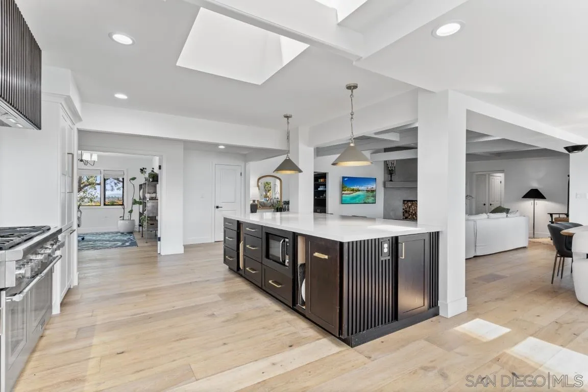 1097 Camino Alisos Fallbrook, CA 92028 - Photo 10 of 67