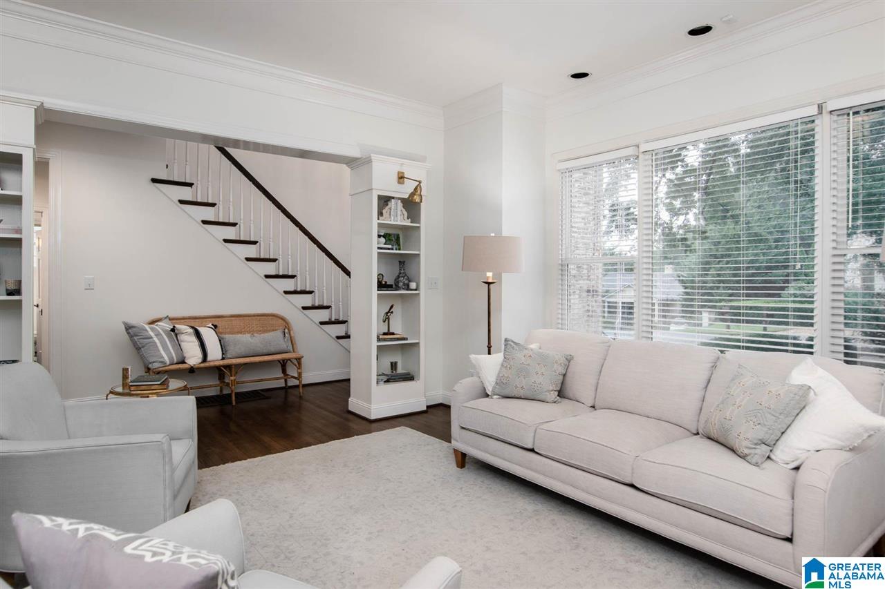 3 Montevallo Terrace Birmingham, AL 35213 - Photo 10 of 47