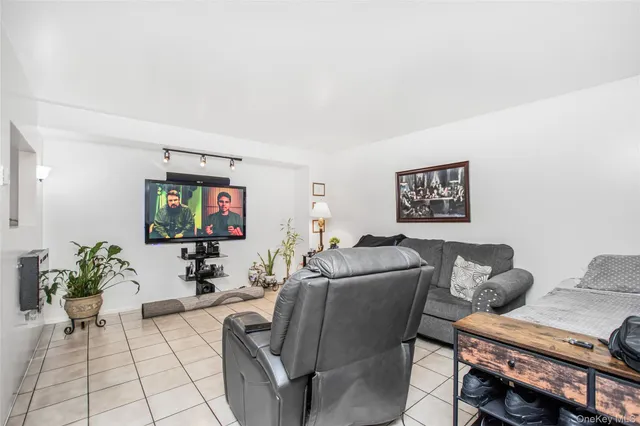 $739,999 | 187 Woodland Avenue, Yonkers, NY 10703