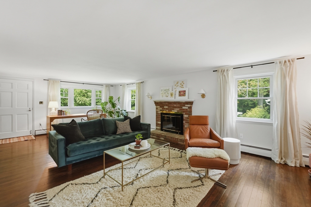 62 Putnam Road Holden, MA 01520 - Photo 6 of 32