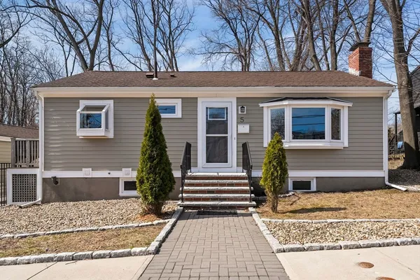 $1,075,000 | 5 Martinwood Road, Boston, MA 02130
