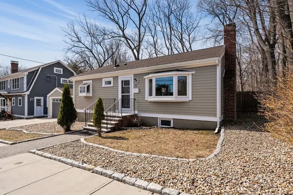 $1,075,000 | 5 Martinwood Road, Boston, MA 02130