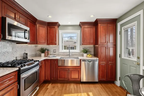 $1,075,000 | 5 Martinwood Road, Boston, MA 02130