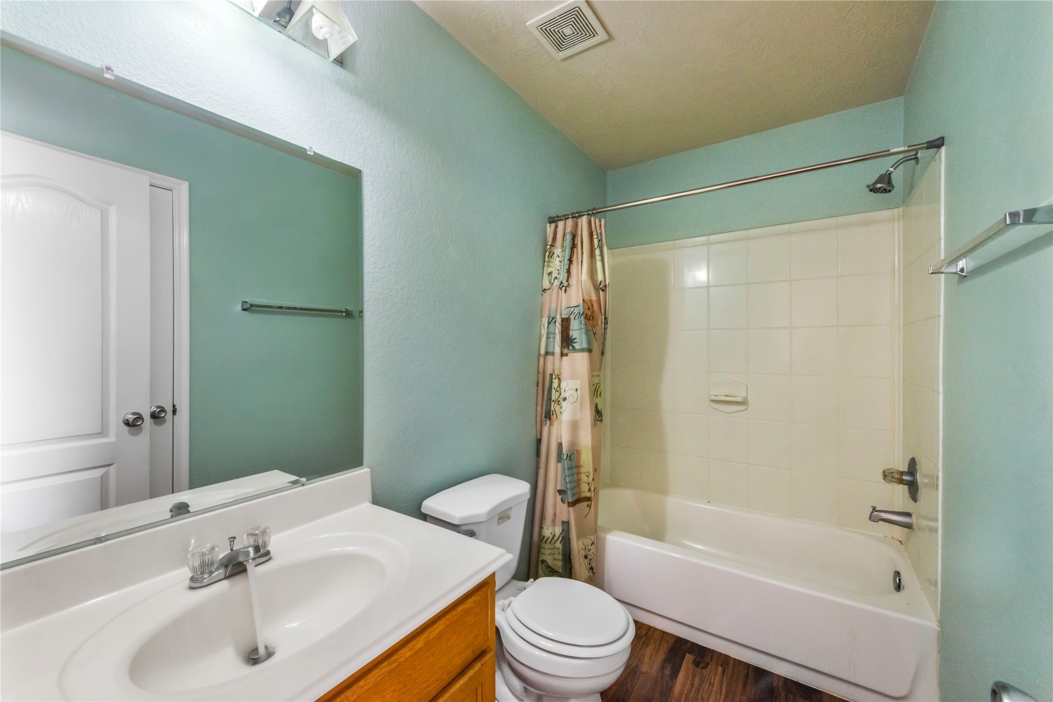 3023 Ribbon Creek Way Spring, TX 77389 - Photo 13 of 19 Principal bathroom