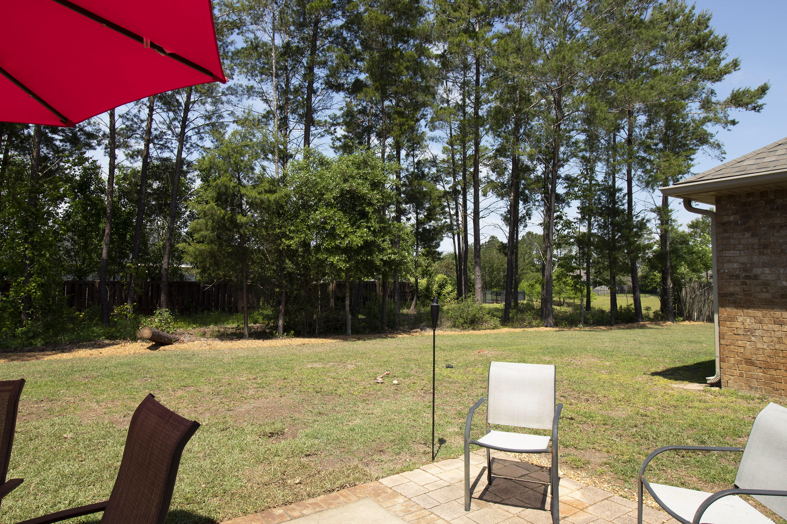 206 Mango Lane Freeport, FL 32439 - Photo 40 of 45 a view of a backyard