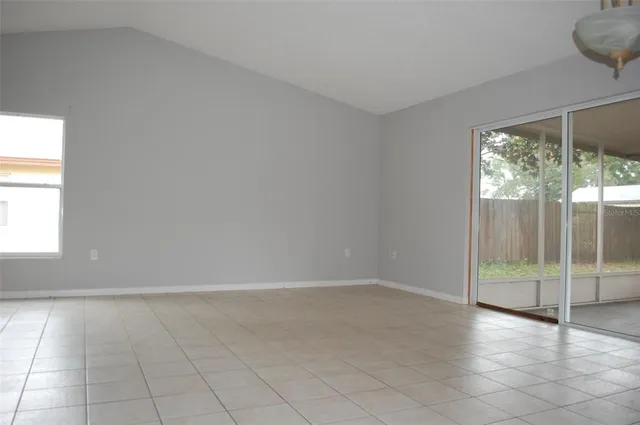 $2,200 | 2887 Bermuda Avenue North, Apopka, FL 32703