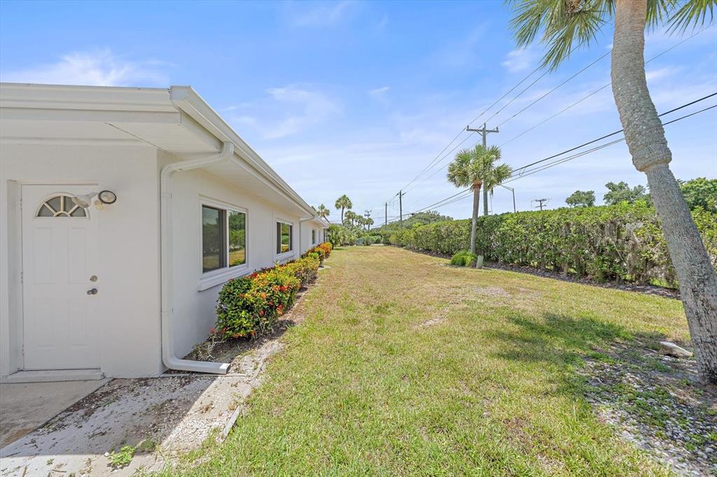 3818 Roxane Boulevard, Unit 157 Sarasota, FL 34235 - Photo 26 of 34