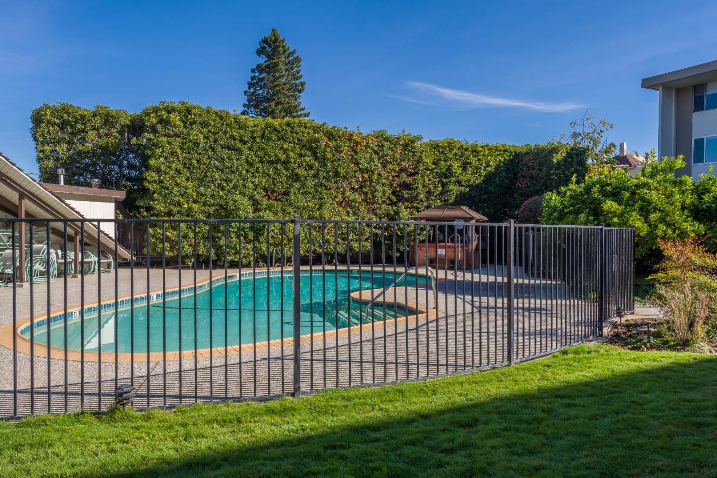 200 Elm Street, Unit 107 San Mateo, CA 94401 - Photo 11 of 11 a view of a backyard