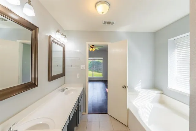 $2,300 | 9200 Warren Drive, McKinney, TX 75071