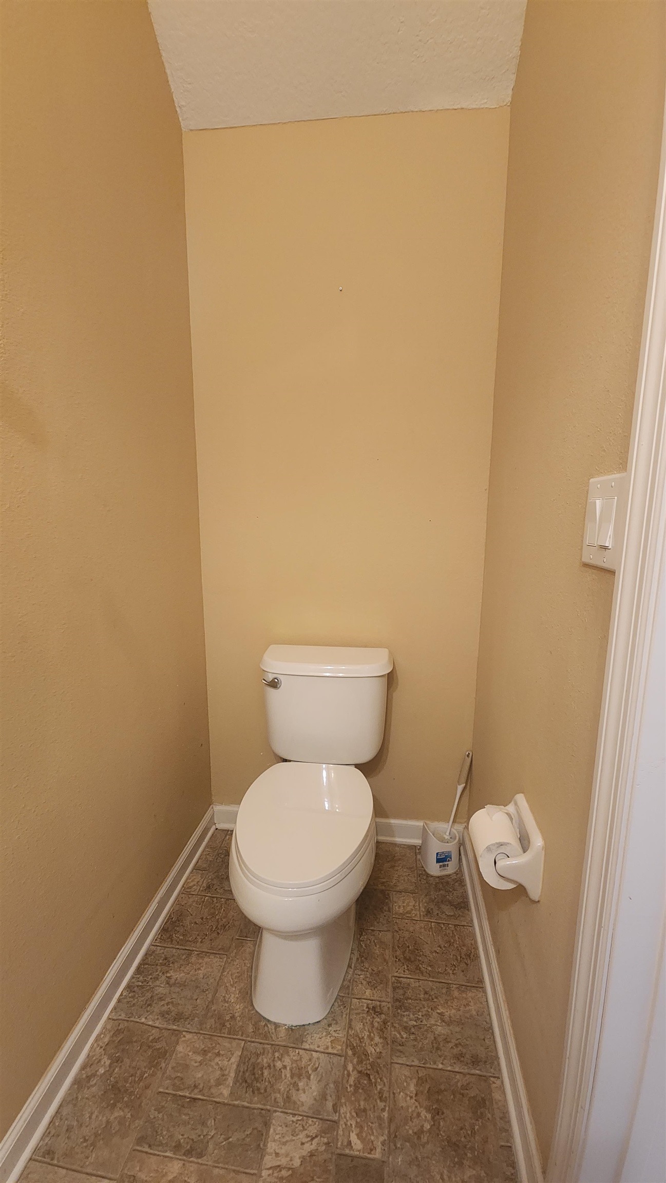 430 Cabernet Place St. Augustine, FL 32084 - Photo 9 of 19 a white toilet sitting next to a shower