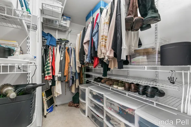 $659,000 | 33 Fox Point Court, Ada, MI 49301