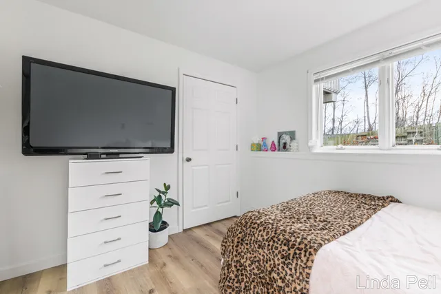 $659,000 | 33 Fox Point Court, Ada, MI 49301