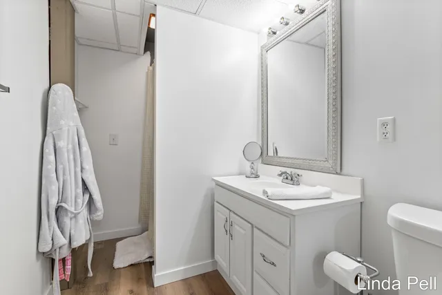 $659,000 | 33 Fox Point Court, Ada, MI 49301