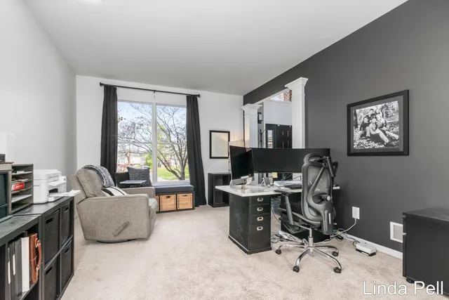 $659,000 | 33 Fox Point Court, Ada, MI 49301