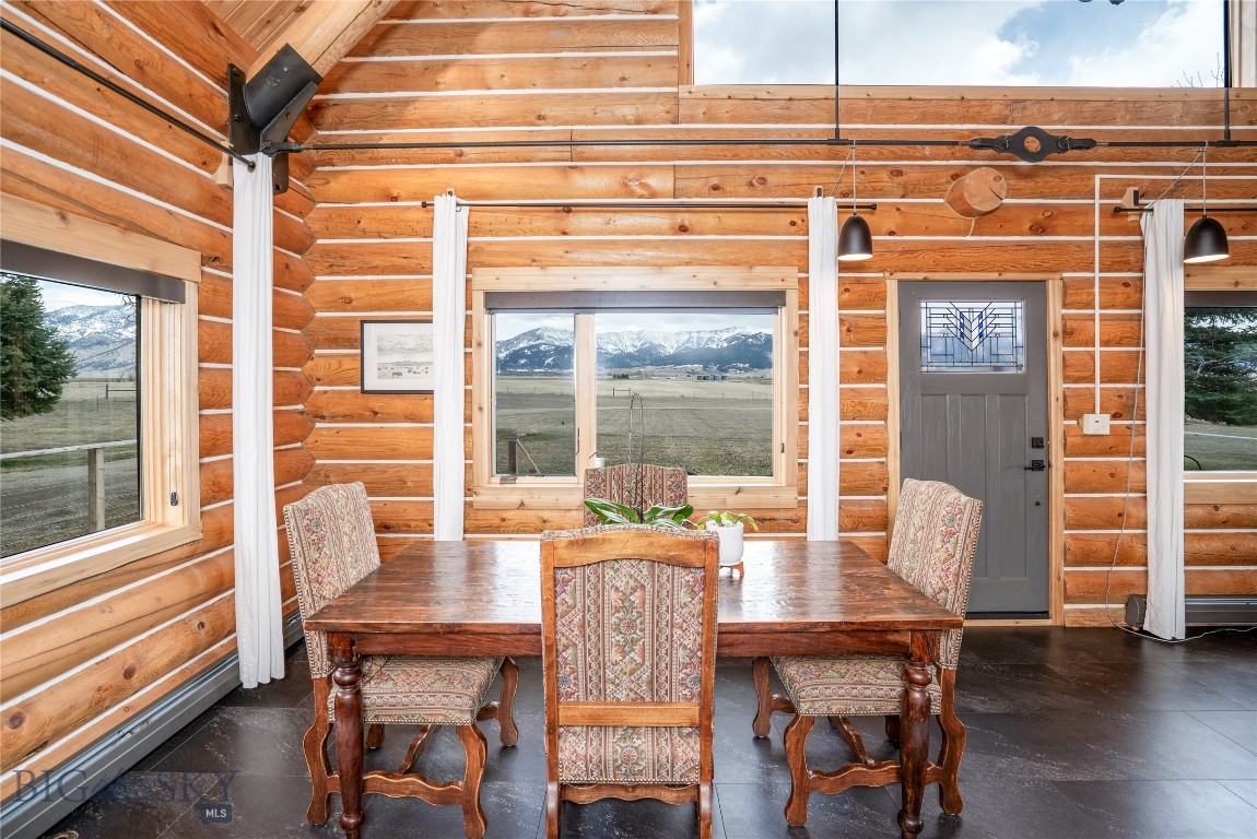 3033 Wes Davis Road Belgrade, MT 59714 - Photo 14 of 91 Dining area
