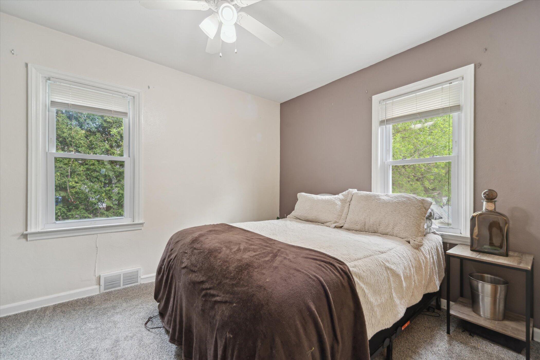 715 West Holmes Road Lansing, MI 48910 - Photo 12 of 24 15-715-W-Holmes-Rd-Lansing-MI-48910-Wind