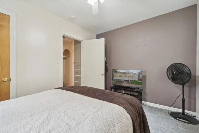 $134,900 | 715 West Holmes Road, Lansing, MI 48910