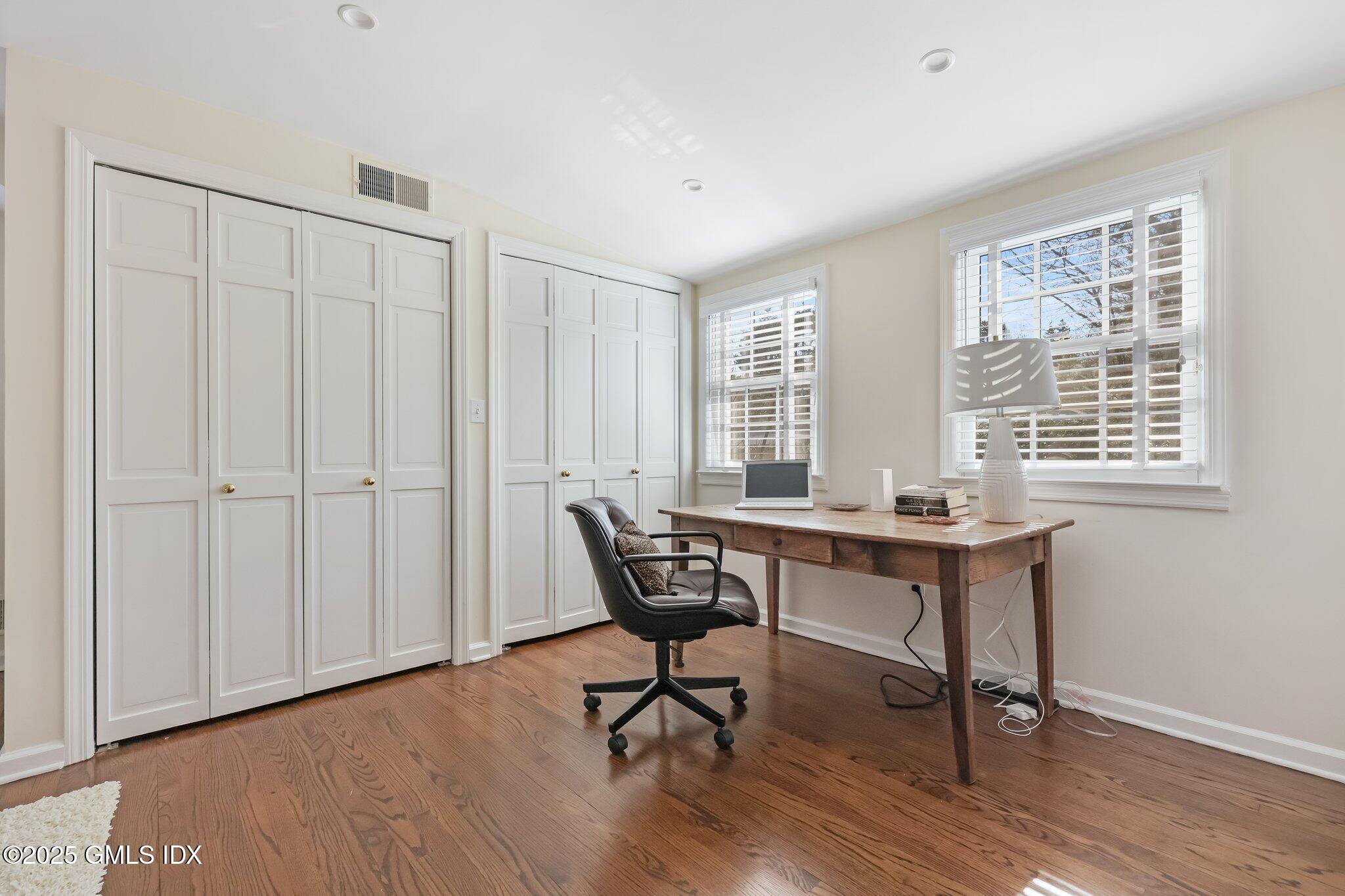 2 Echo Lane Greenwich, CT 06830 - Photo 16 of 22 16-107-web-or-mls-2-echo-ln