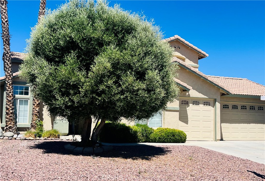 13278 Cardinal Road Victorville, CA 92392 - Photo 2 of 34