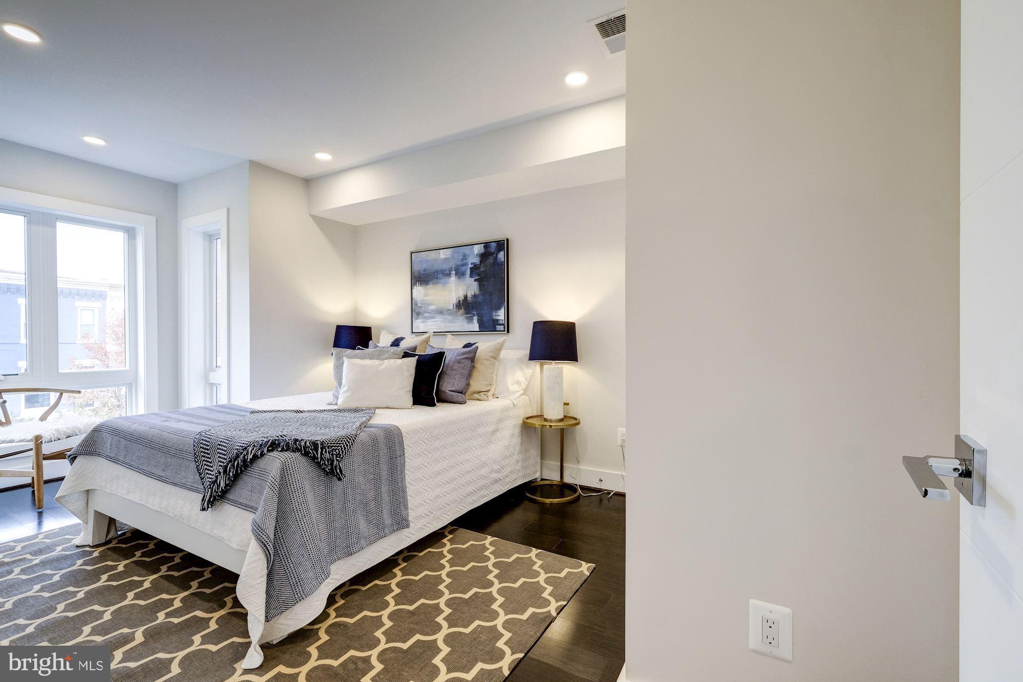 1331 K Street Southeast, Unit 301 Washington, DC 20003 - Photo 5 of 12 Great sized bedroom