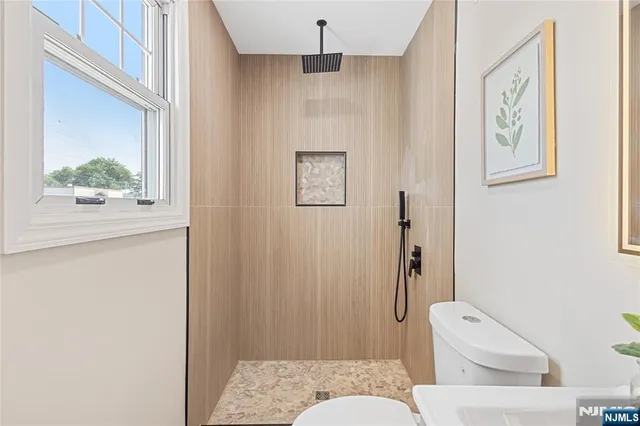 $650,000 | 34 Emerald Street, Hackensack, NJ 07601