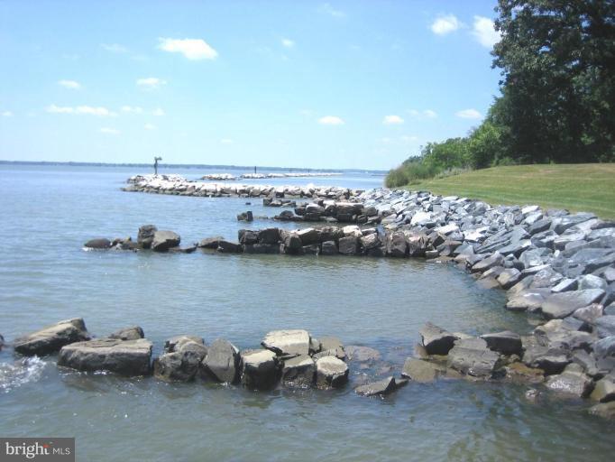 4249 Holly Point Road Edgewater, MD 21037 - Photo 6 of 30 Bay View 2