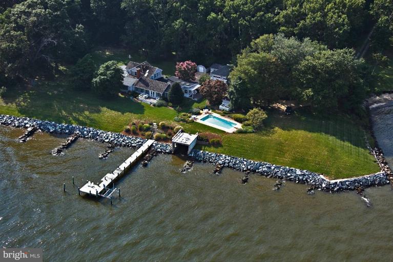 4249 Holly Point Road Edgewater, MD 21037 - Photo 9 of 30 Bay View 3