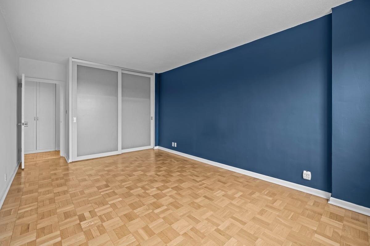 2400 Johnson Avenue, Unit 2F Bronx, NY 10463 - Photo 19 of 25 a view of an empty room