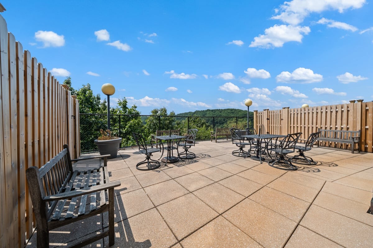 2400 Johnson Avenue, Unit 2F Bronx, NY 10463 - Photo 20 of 25 a view of a chairs and tables in the patio