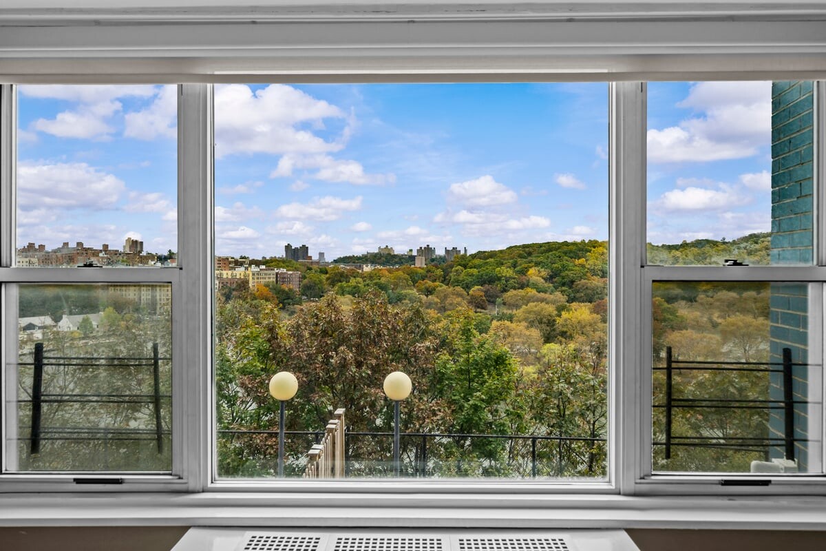 2400 Johnson Avenue, Unit 2F Bronx, NY 10463 - Photo 5 of 25 a view of a city from a window