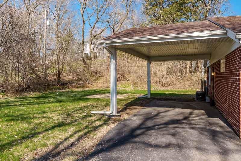 2309 Harris Road Rockford, IL 61107 - Photo 5 of 42 a view of backyard with green space