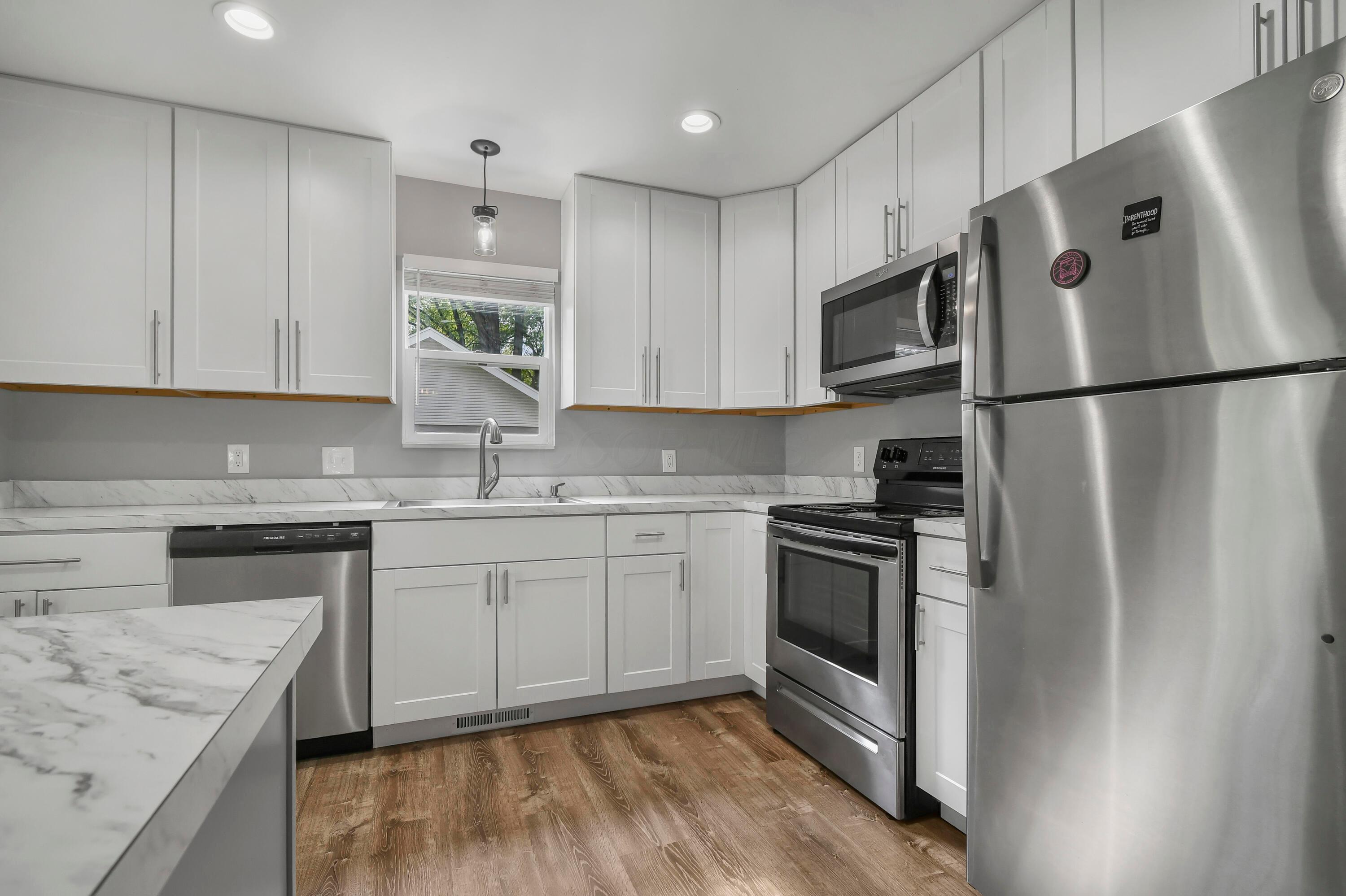 2291 Mecca Road Columbus, OH 43224 - Photo 7 of 25 Kitchen 4