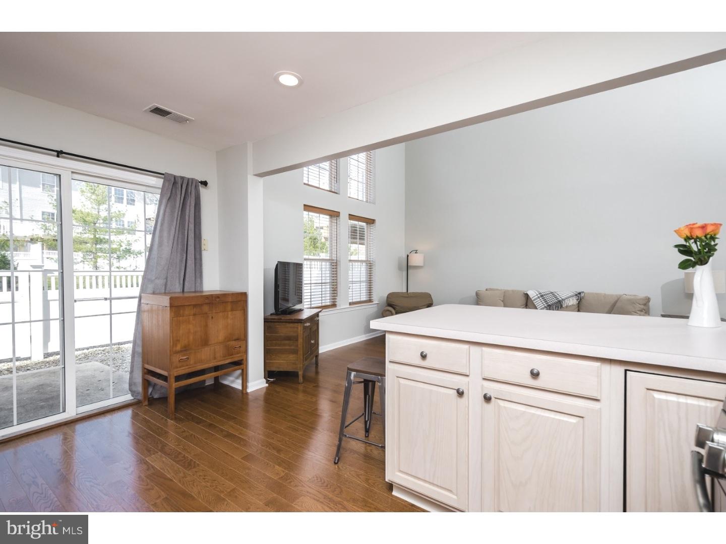 303 Watkins Road Pennington, NJ 08534 - Photo 9 of 22