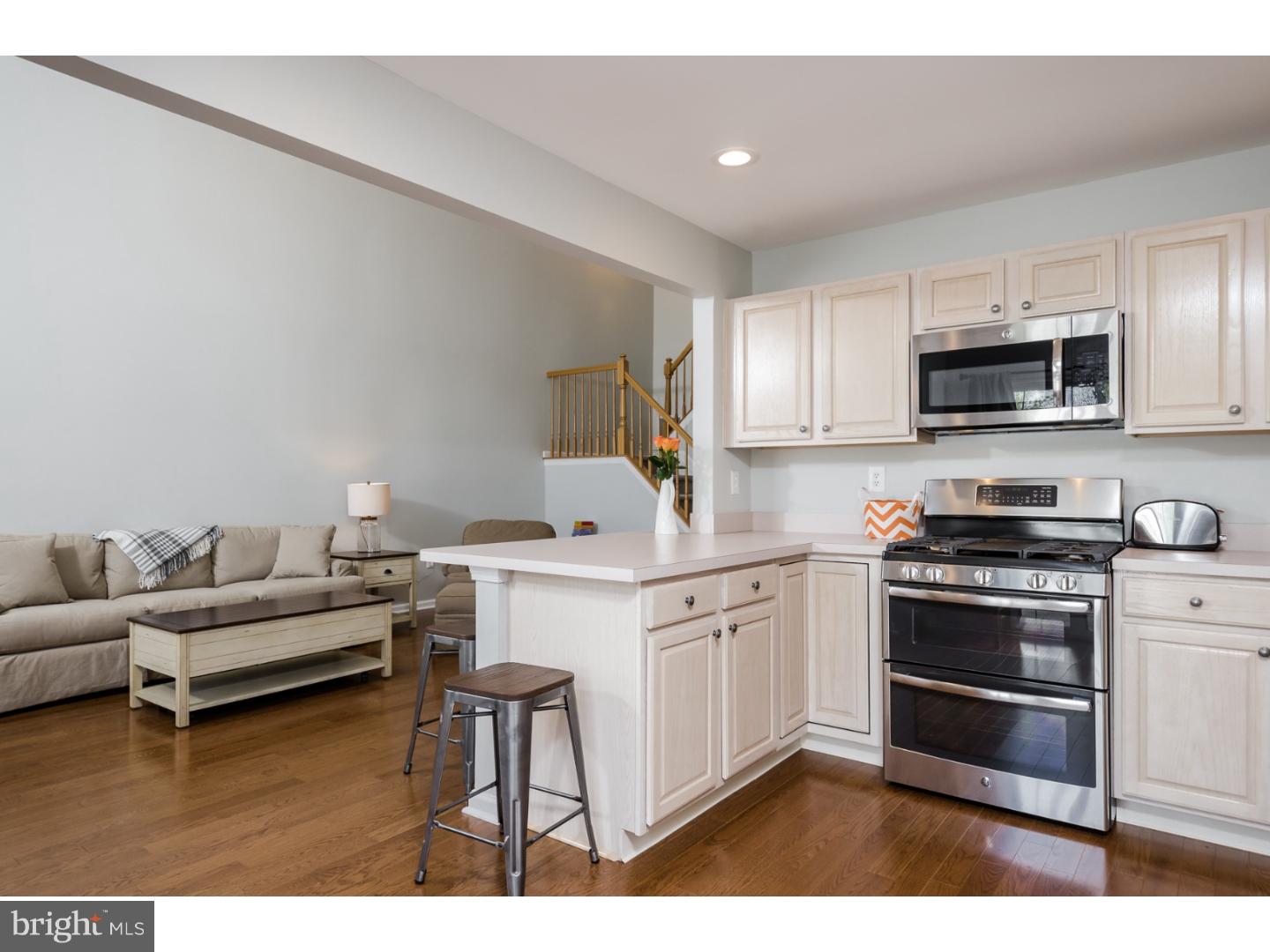 303 Watkins Road Pennington, NJ 08534 - Photo 10 of 22 Kitchen