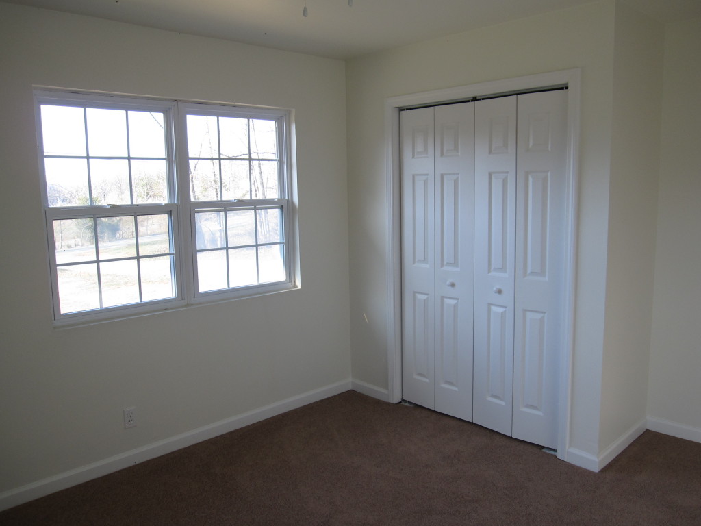 1048 Deep Woods Road Hardy, VA 24101 - Photo 7 of 17 an empty room with a window