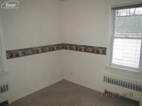 2507 Covert Road Burton, MI 48509 - Photo 4 of 6 20125545-3.JPG