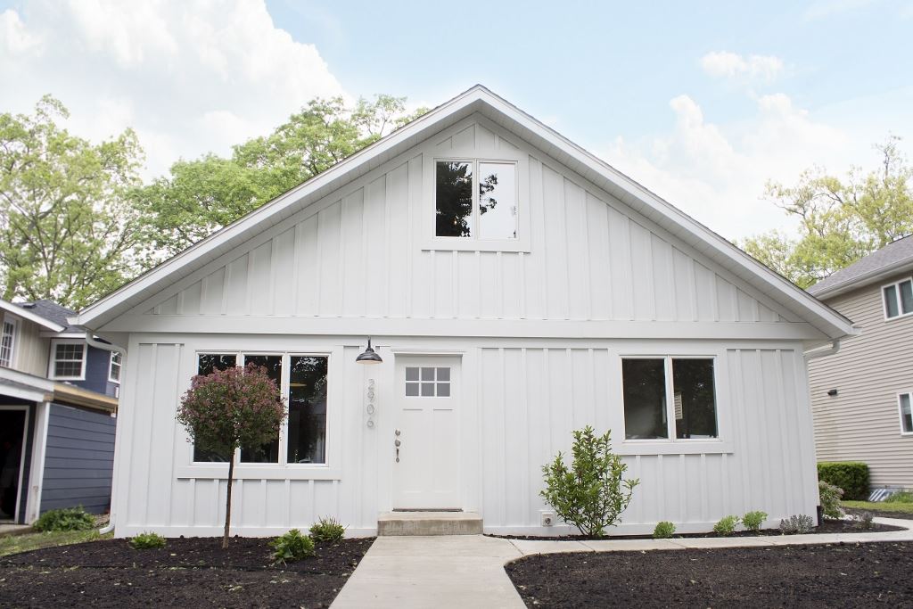 2906 Country Club Drive East Rochester, IN 46975 - Photo 1 of 36 Gallery Image 1